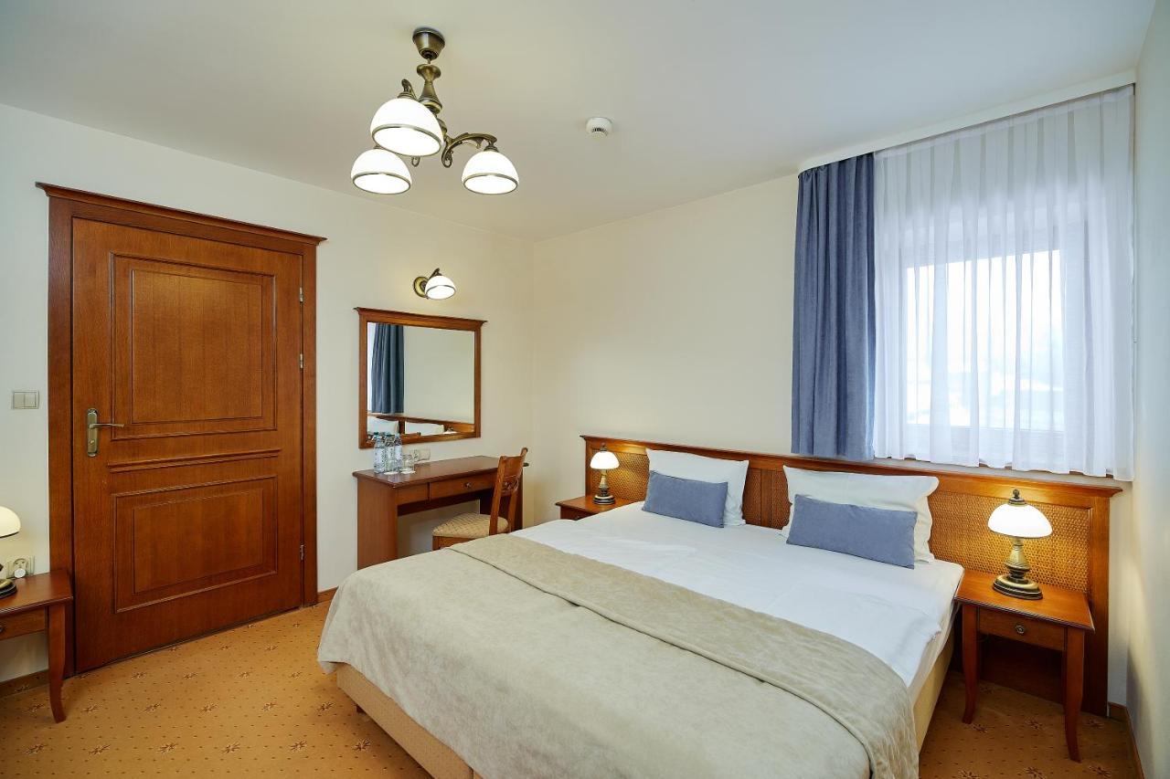 Hotel Burkaty Białka Esterno foto