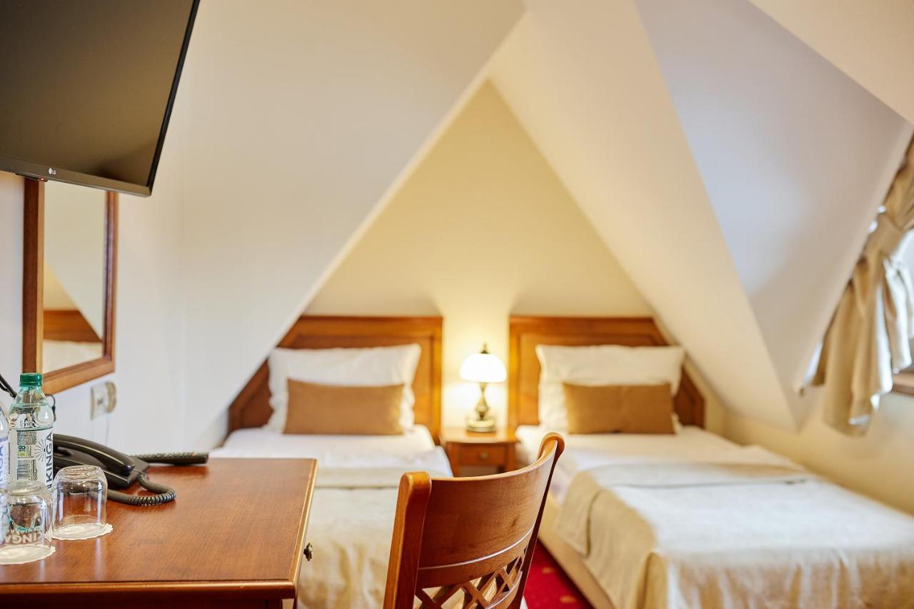 Hotel Burkaty Białka Esterno foto
